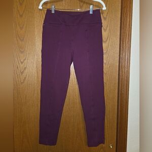 G302. Betabrand Power Down DPYP™ Dress Pant Yoga Pant in Maroon - Size M
